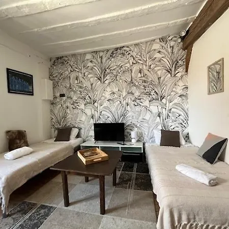 Le Chene Fleuri Bed & Breakfast Chartres Exterior photo