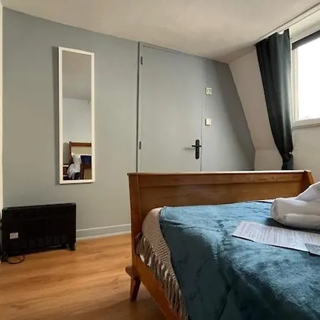 Le Chene Fleuri Bed & Breakfast Chartres Exterior photo