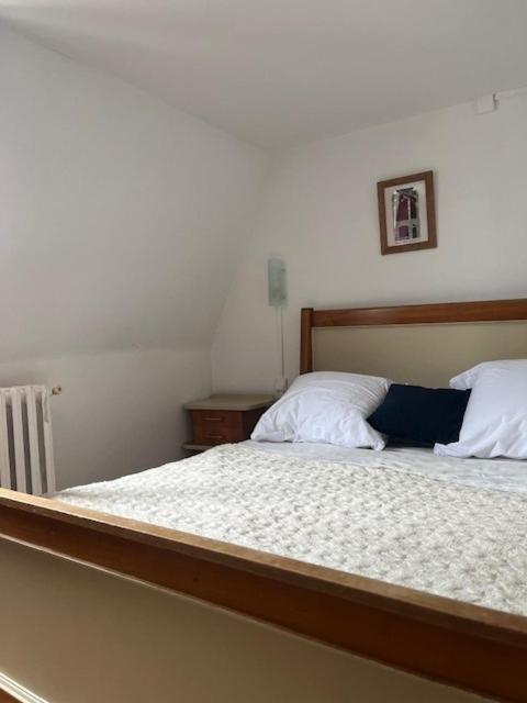 Le Chene Fleuri Bed & Breakfast Chartres
